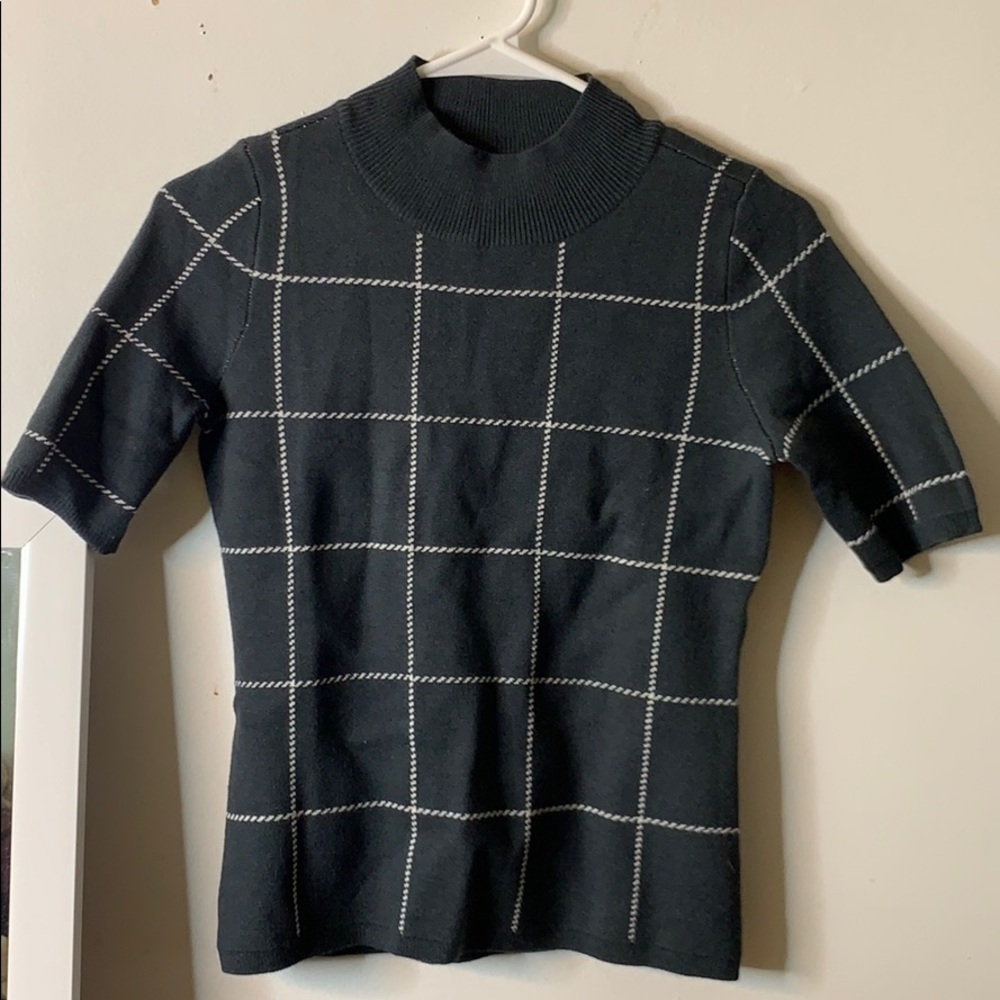 Petite Xs Window-paned pattern Ann Taylor Top